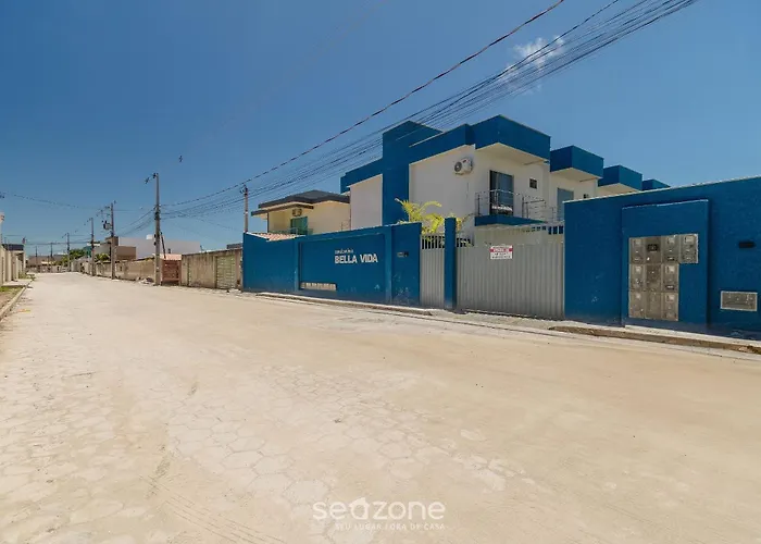 BLV - Condomínio bem localizado em Porto Seguro